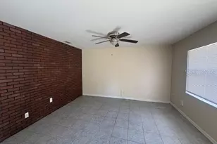 1028 Lakewood Ct, Lakeland, FL 33801 - Photo 4