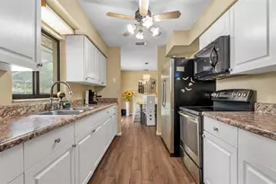 8829 Sheppard Dr, Lake Wales, FL 33898 - Photo 14