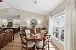 6101 Magpie Dr, Lakeland, FL 33809 - Photo 14