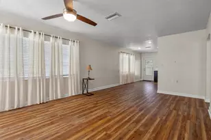 1213 8th St NW, Winter Haven, FL 33881 - Photo 4