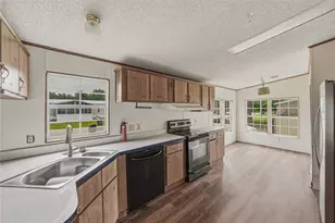 3632 Pioneer Trails Blvd E, Lakeland, FL 33810 - Photo 12
