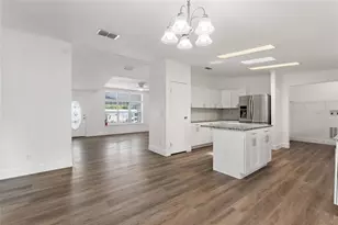 486 Lindsey Dr, Lakeland, FL 33809 - Photo 6