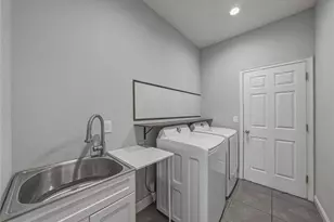 1450 Cypress View Ln, Lakeland, FL 33811 - Photo 58