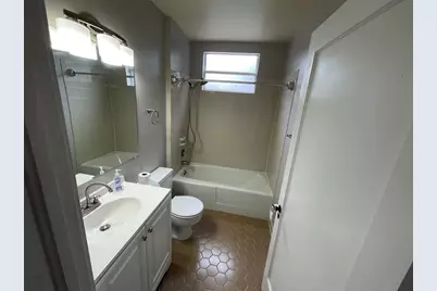 715 Orange Park Avenue #B, Lakeland, FL 33801 - Photo 4