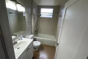 715 Orange Park Ave, Lakeland, FL 33801 - Photo 4