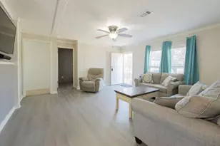 2231 SE State Road 121, Morriston, FL 32668 - Photo 4