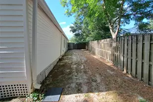 119 Daisy Ave, Auburndale, FL 33823 - Photo 36