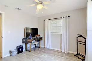 985 N 11th St, Eagle Lake, FL 33839 - Photo 16