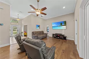 1095 W Lake Hamilton Dr, Winter Haven, FL 33881 - Photo 14