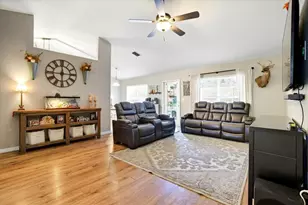 3035 Fort Socrum Village Blvd, Lakeland, FL 33810 - Photo 10