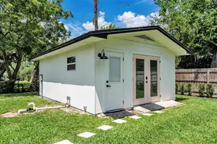 4216 Forest Hills Dr, Lakeland, FL 33813 - Photo 2