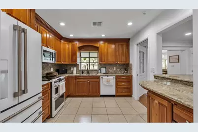 4216 Forest Hills Drive, Lakeland, FL 33813 - Photo 12