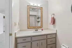 317 Greenwoods Dr, Lakeland, FL 33813 - Photo 16