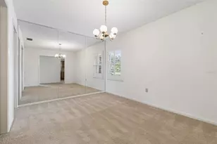 317 Greenwoods Dr, Lakeland, FL 33813 - Photo 10