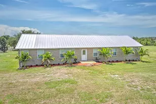 325 Stenstrom Rd, Wauchula, FL 33873 - Photo 2