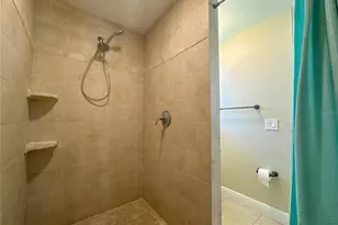 707 Powder Horn Row, Lakeland, FL 33809 - Photo 32