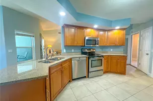 707 Powder Horn Row, Lakeland, FL 33809 - Photo 10
