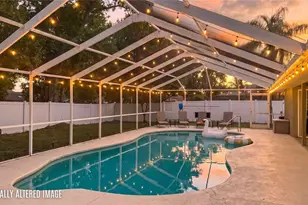 707 Powder Horn Row, Lakeland, FL 33809 - Photo 2
