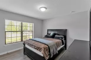 2447 Torrens Dr, Lakeland, FL 33805 - Photo 14