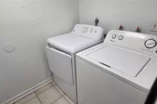 1113 Cinnamon Way E, Lakeland, FL 33801 - Photo 22