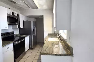 1113 Cinnamon Way E, Lakeland, FL 33801 - Photo 16