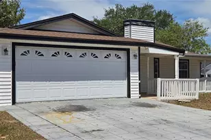 1113 Cinnamon Way E, Lakeland, FL 33801 - Photo 2
