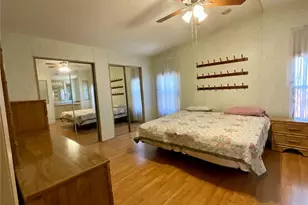 35935 Tanda Cir, Zephyrhills, FL 33541 - Photo 16