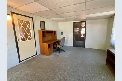 35935 Tanda Circle, Zephyrhills, FL 33541 - Photo 32