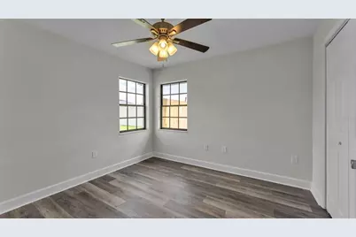 7225 Hileman Drive E, Lakeland, FL 33810 - Photo 12