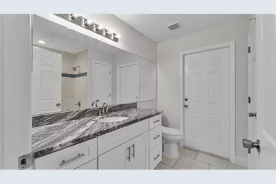 7225 Hileman Drive E, Lakeland, FL 33810 - Photo 10