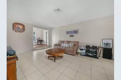 4615 Kings Point Court, Lakeland, FL 33813 - Photo 4