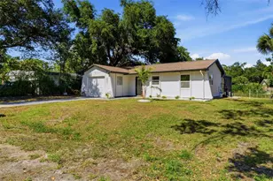 2931 Arrowhead Rd, Venice, FL 34293 - Photo 1