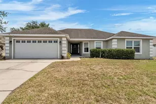 6929 Bently Dr, Lakeland, FL 33809 - Photo 2