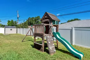1522 Hallam Dr, Lakeland, FL 33813 - Photo 36