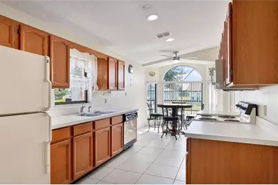 6264 Peacock Run, Lakeland, FL 33809 - Photo 8