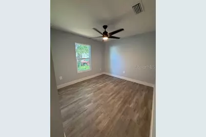 521 Skyline Drive E, Lakeland, FL 33801 - Photo 6