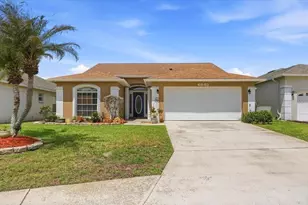 6845 Shimmering Dr, Lakeland, FL 33813 - Photo 2