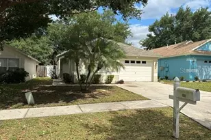512 Summer Sails Dr, Valrico, FL 33594 - Photo 2