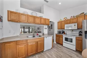 217 Oak Crossing Blvd, Auburndale, FL 33823 - Photo 12