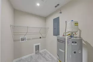 2428 Mosswood Ln, Lakeland, FL 33801 - Photo 36