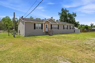 10724 Pathfinder Trail, Lakeland, FL 33809 - Photo 2