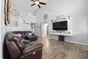 10049 Quinn Rd, Polk City, FL 33868 - Photo 8