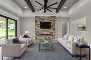 6827 Lakeland Highlands Rd, Lakeland, FL 33813 - Photo 8