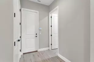 6827 Lakeland Highlands Rd, Lakeland, FL 33813 - Photo 16