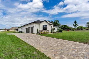 6827 Lakeland Highlands Rd, Lakeland, FL 33813 - Photo 2