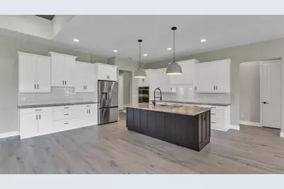 6827 Lakeland Highlands Road, Lakeland, FL 33813 - Photo 10