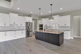 6827 Lakeland Highlands Rd, Lakeland, FL 33813 - Photo 10