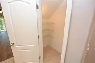 4139 Shadetree Ln, Lakeland, FL 33812 - Photo 10