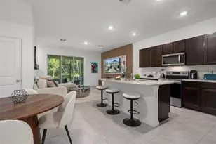11385 Crescent Deer Dr, Land O Lakes, FL 34638 - Photo 10