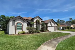 3904 Hidden Spring Pl, Valrico, FL 33596 - Photo 2